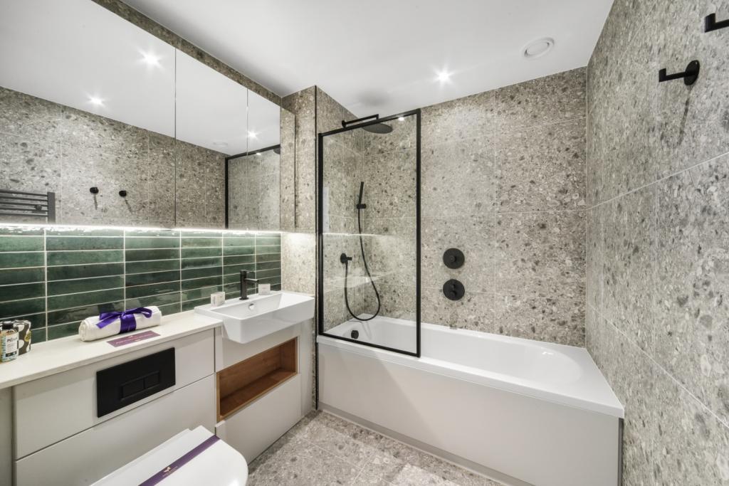 Brand-New One-Bedroom Apartment with Balcony – Hewson Way, Elephant and Castle, London, SE17