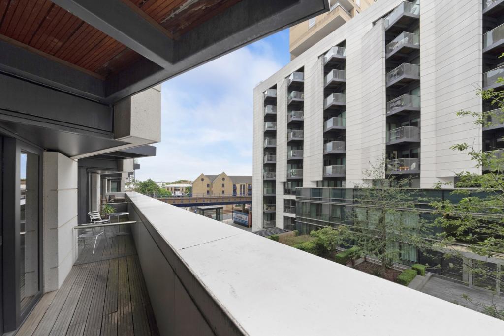 Baltimore Wharf, Canary Wharf, London, E14 – Studio Apartment to Rent – £1,993pcm