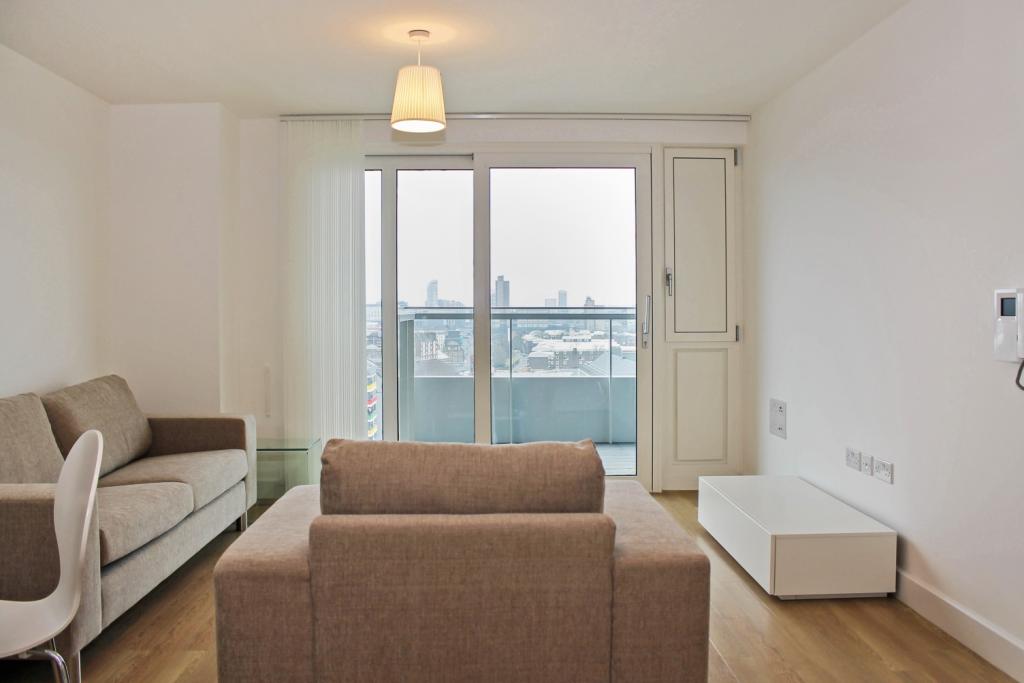 Stunning Two-Bedroom Apartment with Balcony - Jefferson Plaza