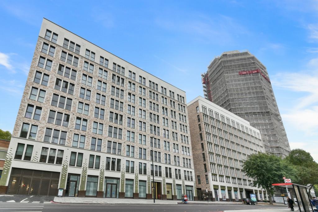 Luxury One Bedroom Apartment with Winter Garden – Blackfriars Road, Southwark, London SE1