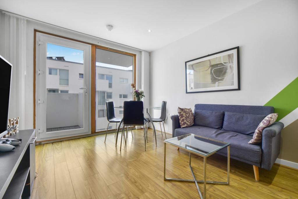 Modern One-Bedroom Apartment with Private Balcony – Arboretum Place, Barking Central, Barking