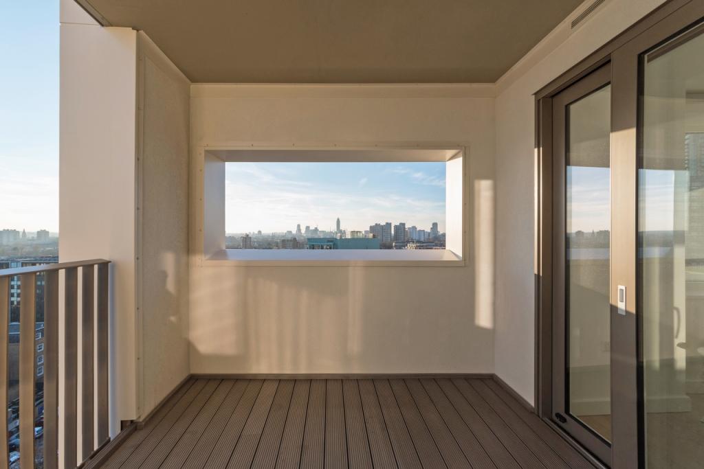Exquisite Studio Apartment in Prime Westminster Location – 190 Strand