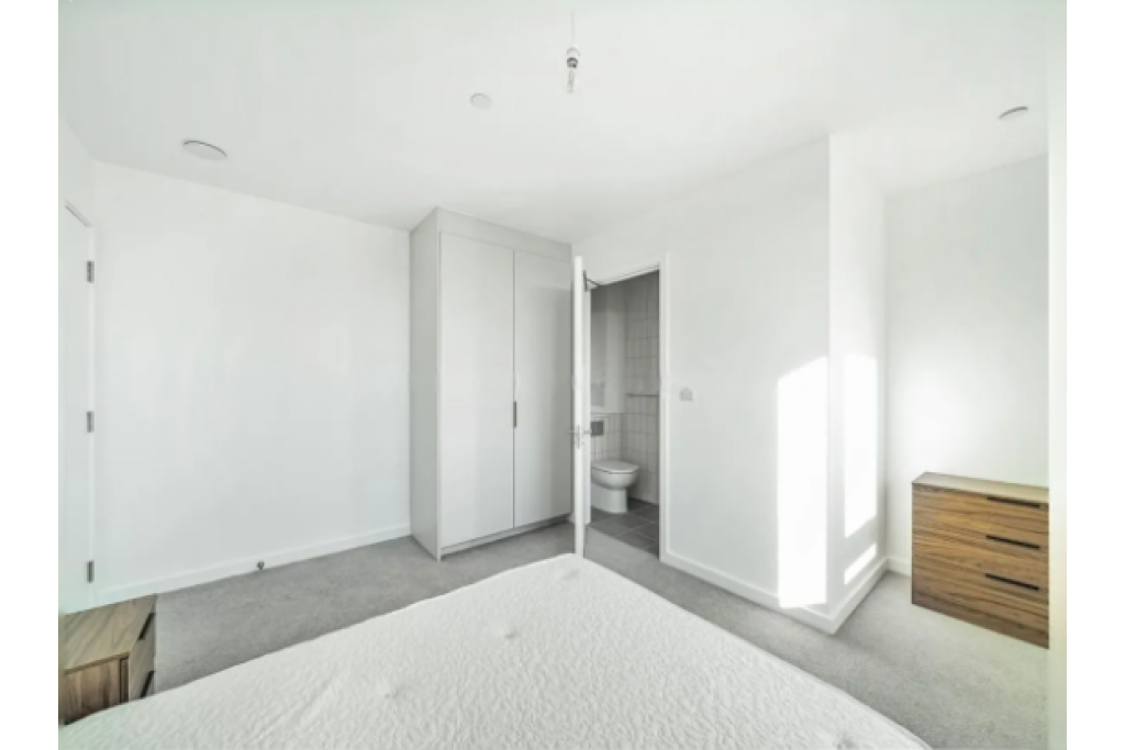 Two Bedroom Apartment To Let – Tide Street, Barking IG11 – £1,980pcm