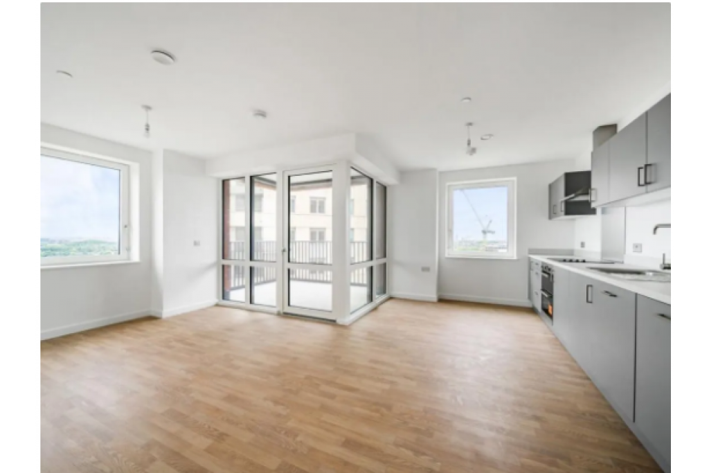 Two Bedroom Apartment To Let – St Pauls Road, Barking IG11 – £1,910pcm
