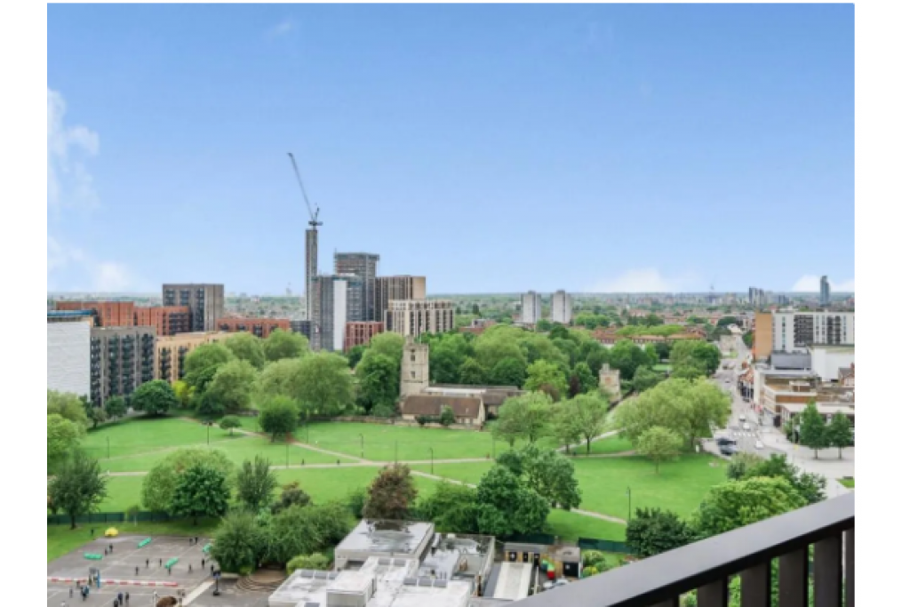 Two Bedroom Apartment To Let – St Pauls Road, Barking IG11 – £1,910pcm