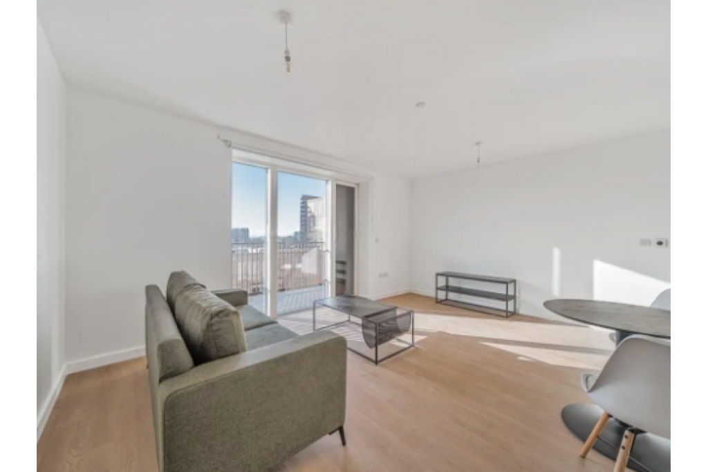 One Bedroom Apartment To Let – Tide Street, Barking IG11 – £1,700pcm