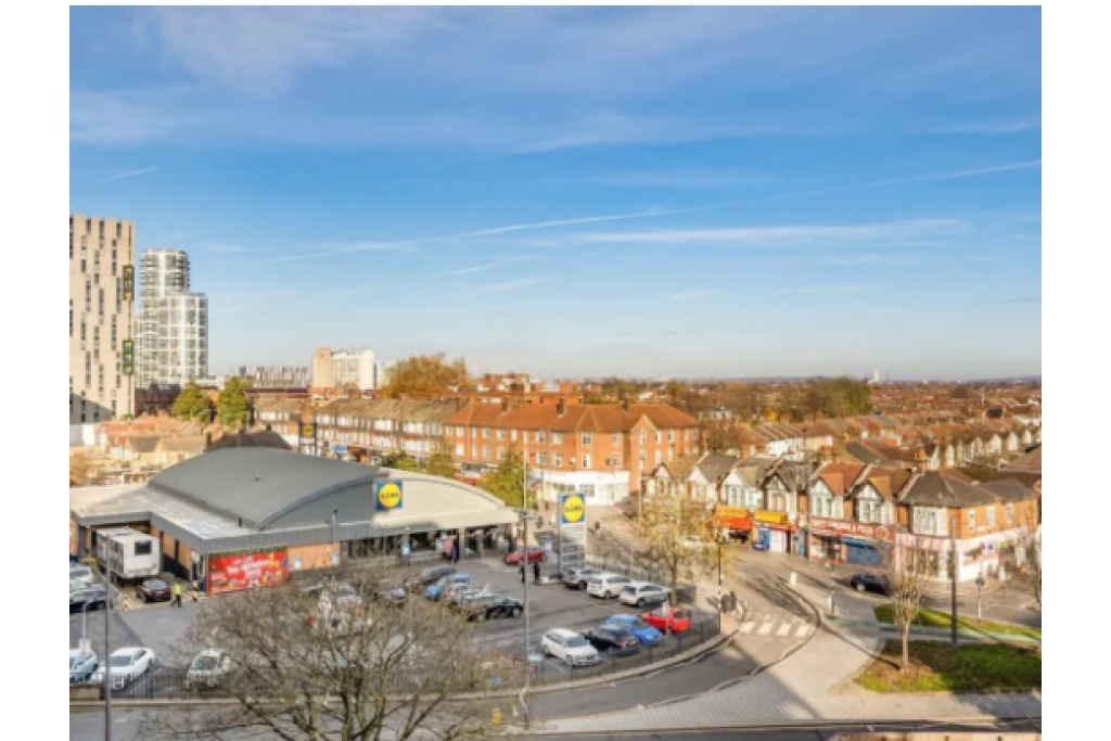 One Bedroom Apartment To Let – Tide Street, Barking IG11 – £1,700pcm