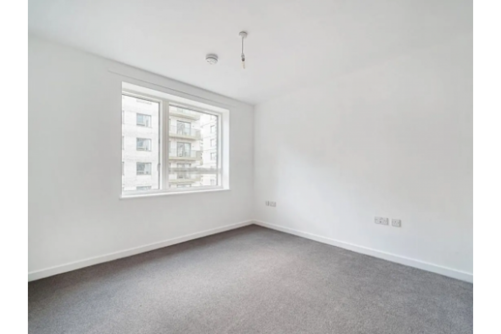 One Bedroom Apartment To Let – Tide Street, Barking IG11 – £1,615pcm
