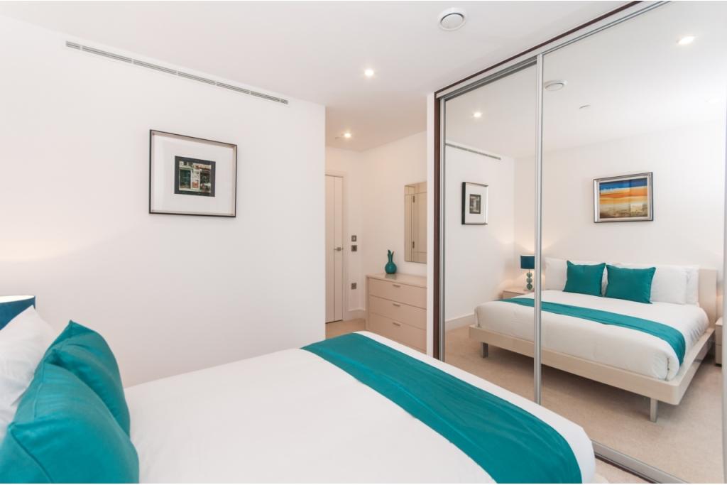 Modern One-Bedroom Apartment – Altitude Point, Aldgate, London, E1