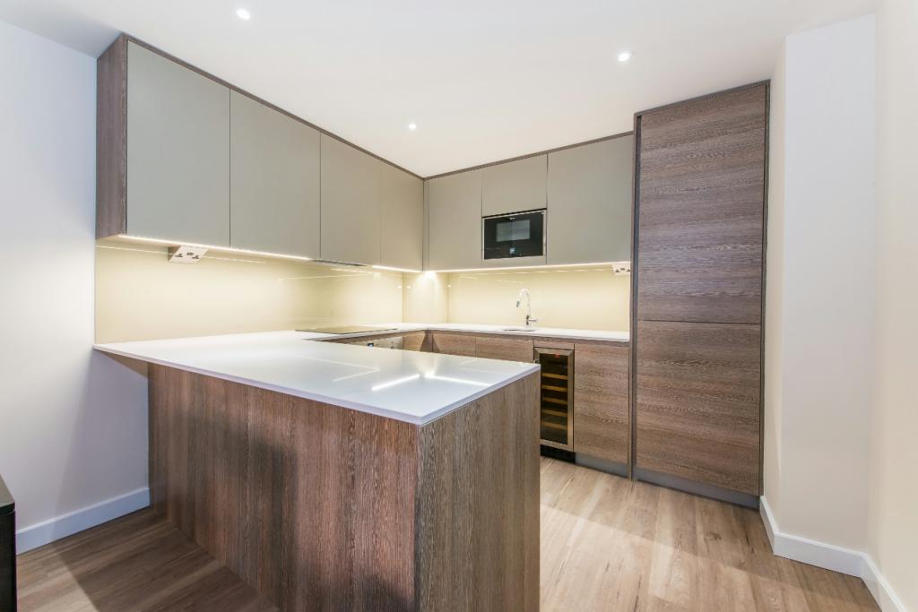 Modern One-Bedroom Apartment – Beaufort Park, Colindale, London, NW9
