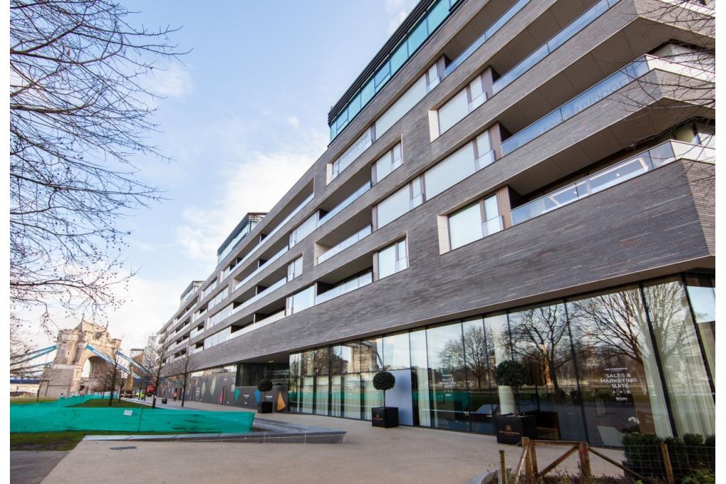 One Bedroom Apartment with Winter Garden – £2,383pcm – Station Street, Stratford, E15