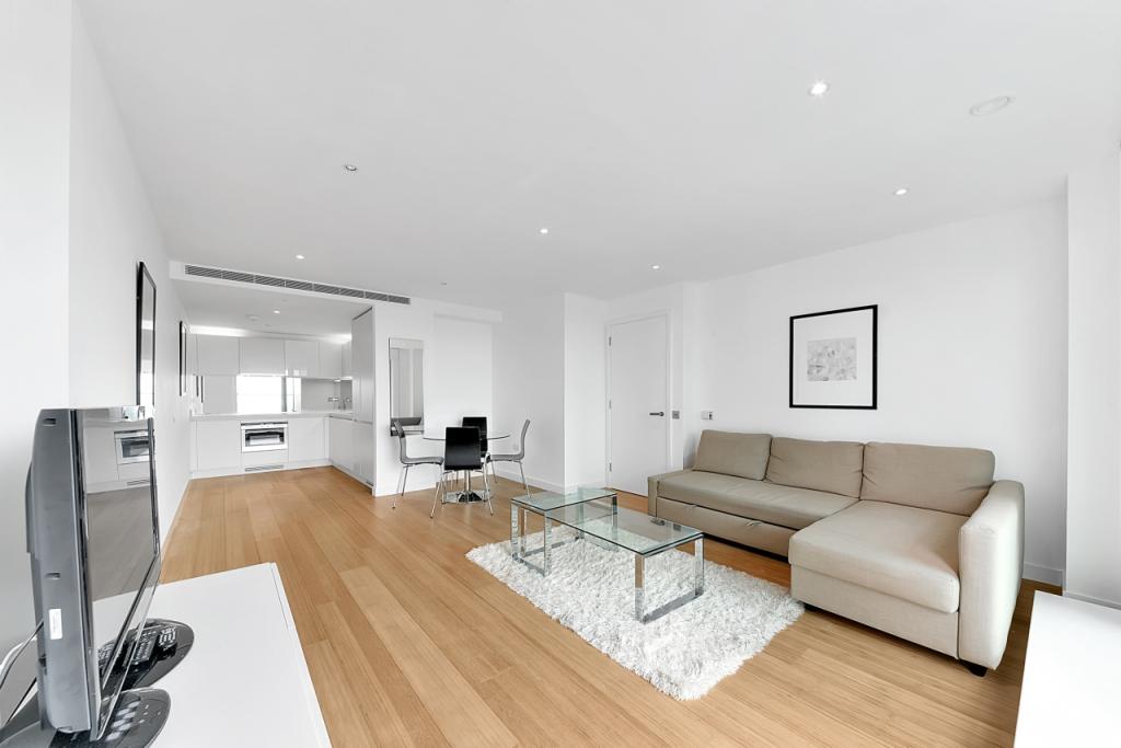 Stunning One-Bedroom Apartment with River Views - Pan Peninsula West Tower, Canary Wharf, London
