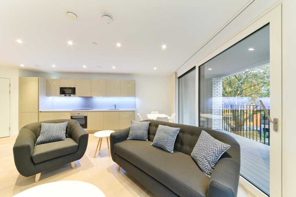 Spacious Two-Bedroom Apartment with Private Balcony – Stock House, Elephant Park, London SE17