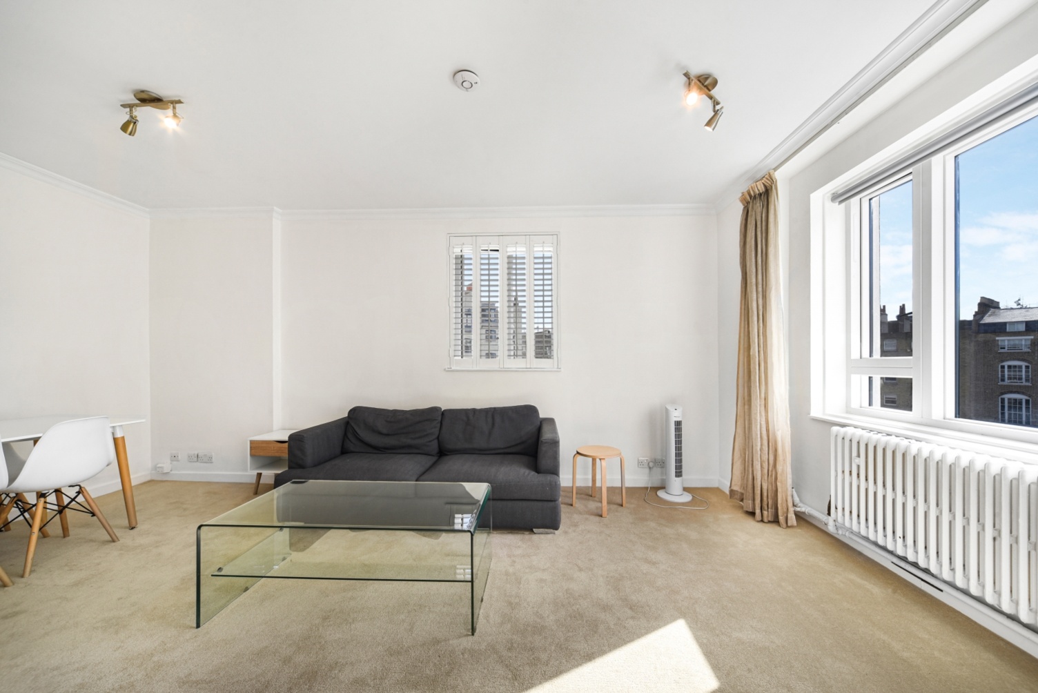 One Bedroom Apartment – Park Crescent, Marylebone, W1B – £3,076pcm