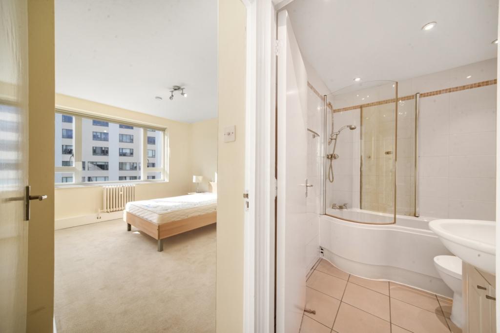 One Bedroom Apartment – Park Crescent, Marylebone, W1B – £3,076pcm