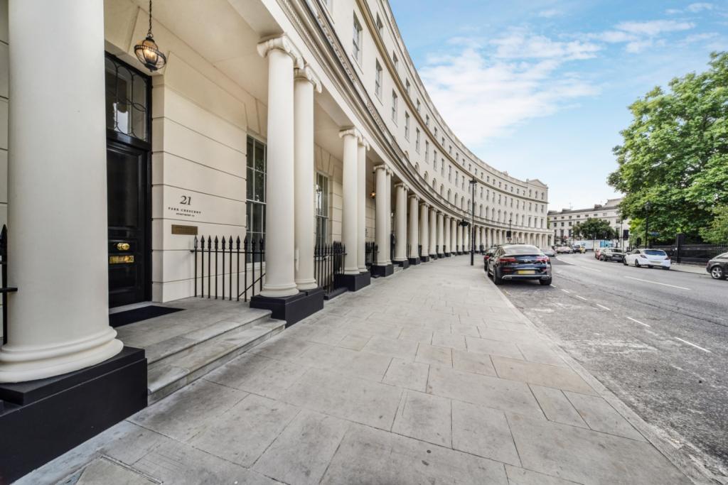 One Bedroom Apartment – Park Crescent, Marylebone, W1B – £3,076pcm