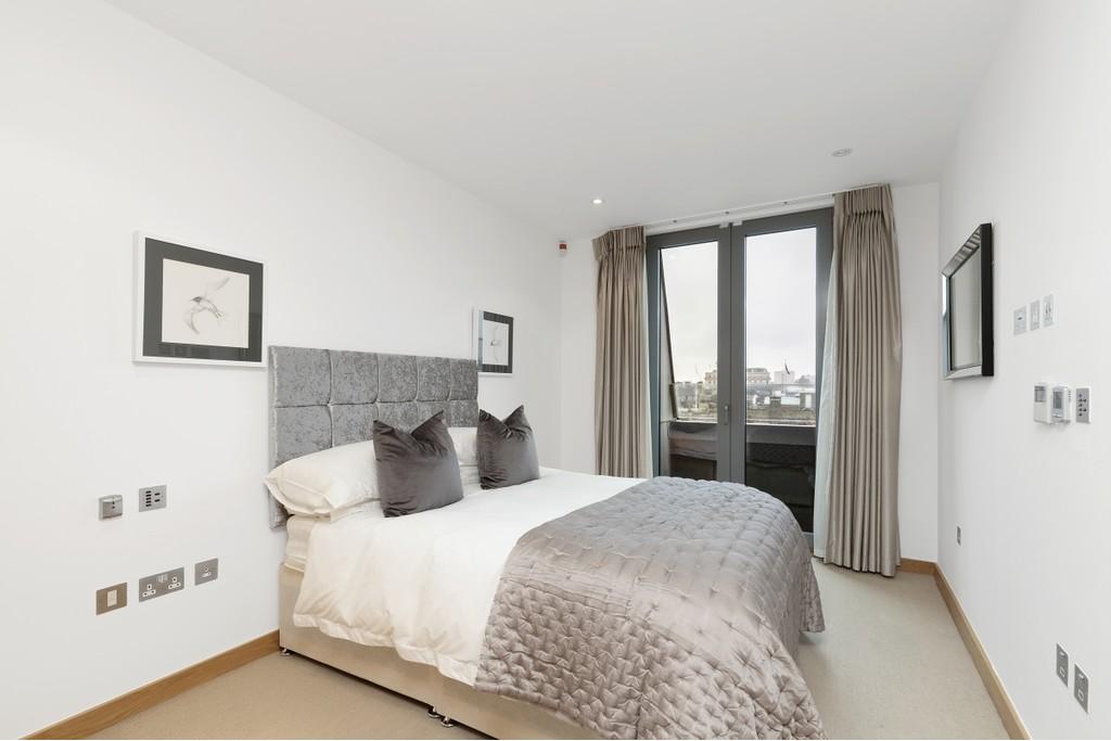 Three Bedroom Apartment – Sackville Street, Mayfair W1 – £1,825 pw