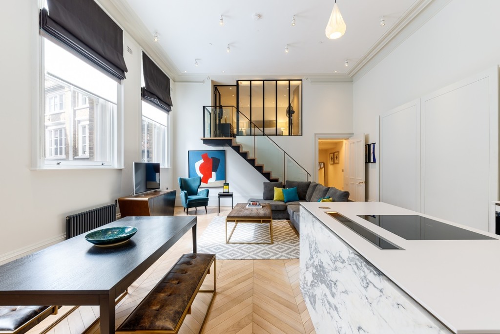 Two Bedroom Apartment – Rose Street, Covent Garden WC2 – £1,600 pw